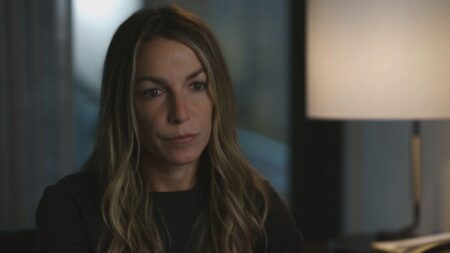 A cop dead in the snow, a girlfriend on trial. Why Karen Read is a true-crime obsession – USA Today
