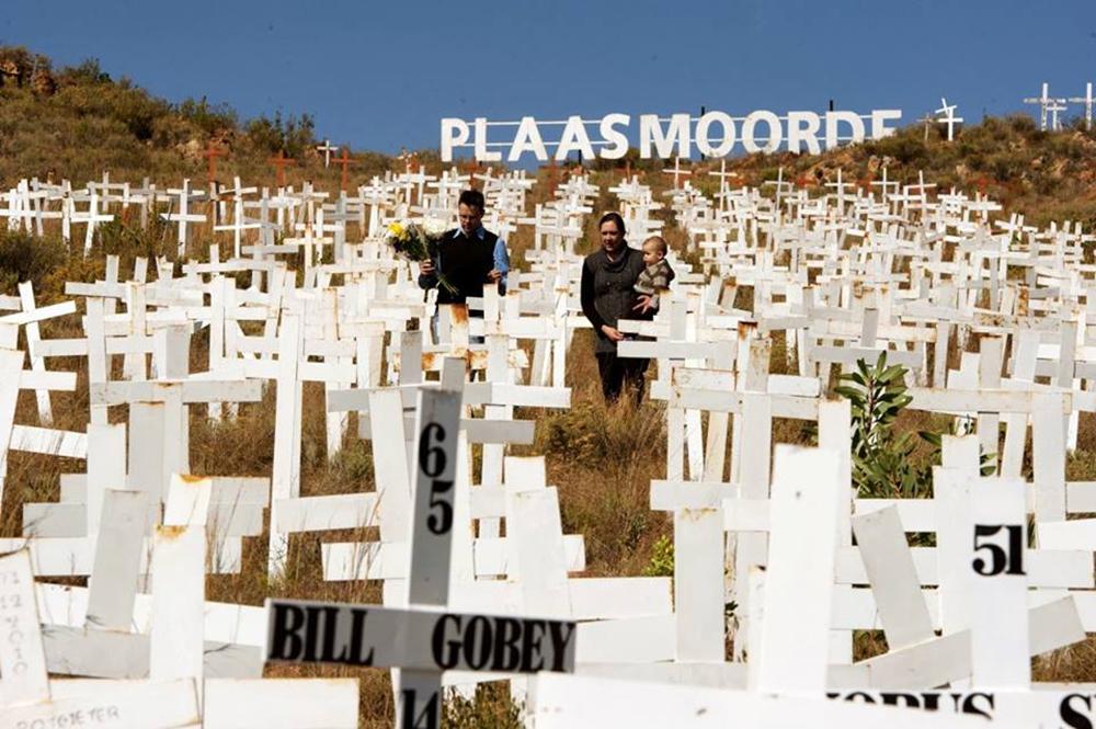 Fact-checking Trump’s claims of white farmer ‘genocide’ in South Africa – PBS