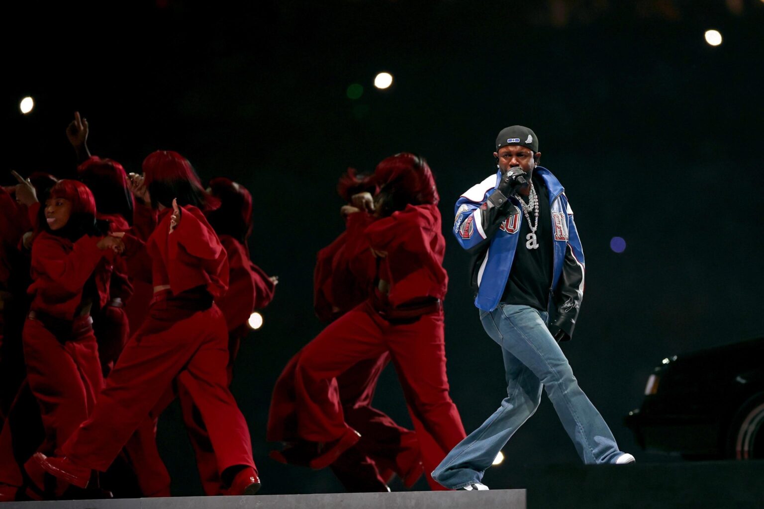 Kendrick Lamar’s Super Bowl halftime show Easter eggs, from PlayStation to Drake – USA Today