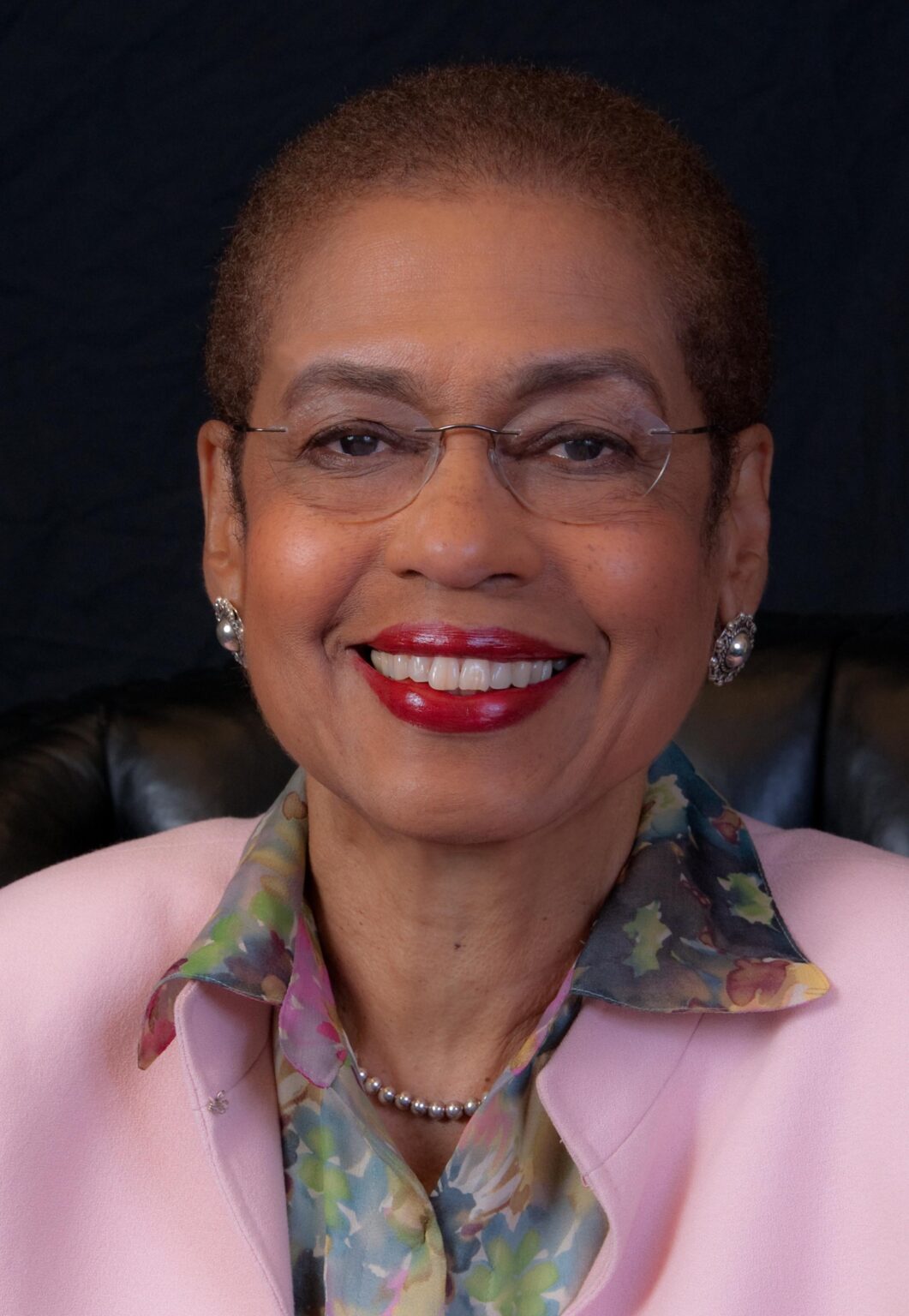 Eleanor Holmes Norton, D.C.’s Delegate in Congress, Clings to Seat Amid Signs of Decline – The New York Times