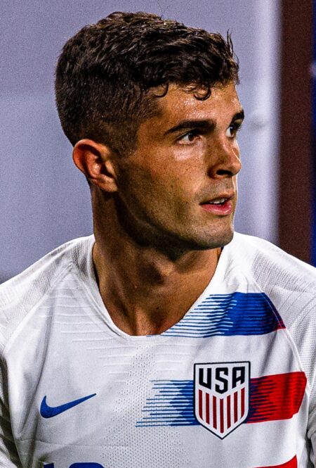 Pulisic hits back at ex-USA players over absence criticism – Yahoo Sports