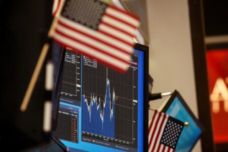 US stocks end mostly higher, with S&P 500 and Nasdaq at records, on solid earnings – USA Today