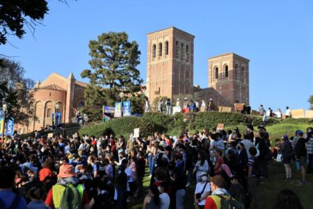 US universities’ settlements with Trump ‘will only fuel his authoritarian appetite’ – The Guardian