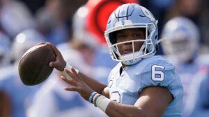 Winner of UNC football starting QB battle predicted by USA TODAY Sports – Tar Heels Wire