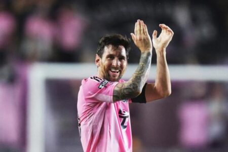 Lionel Messi scores two late goals to help Inter Miami reach Leagues Cup final – USA Today