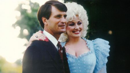 Dolly Parton’s husband, Carl Dean, dead at 82: ‘Words can’t do justice’ – USA Today