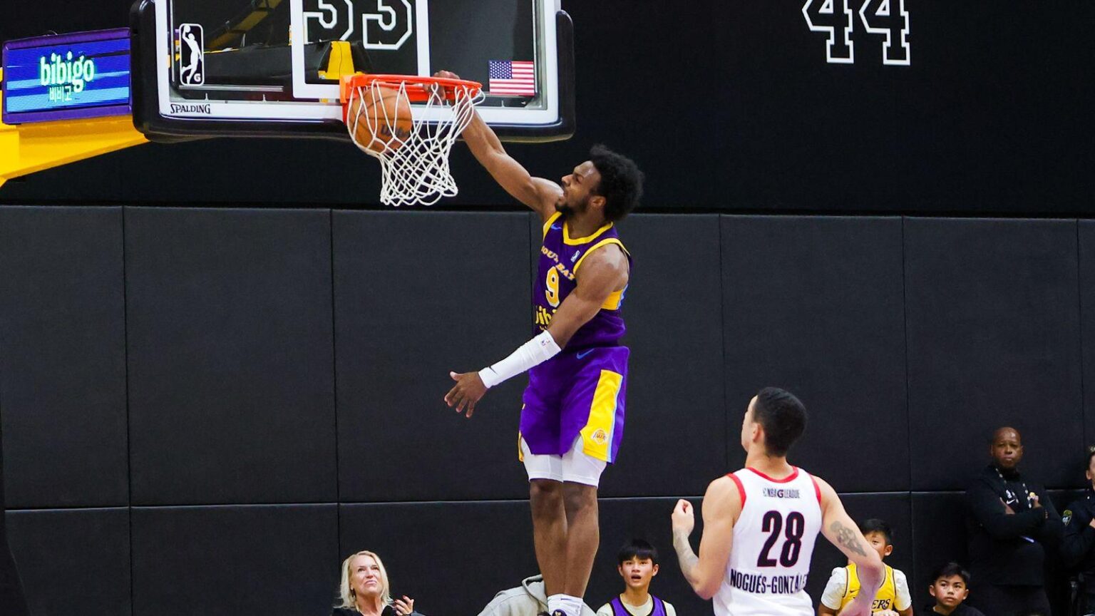 How many points did Bronny James score tonight? Lakers vs. Warriors preseason box score – Yahoo