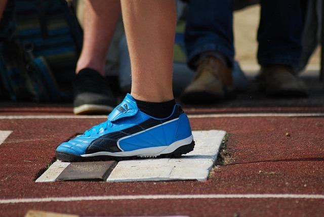 How Latinos Are Transforming the US Sports Market Latinos are reshaping the US sports market, study shows – FOX 11 Los Angeles