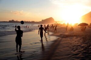 Shakira turns Copacabana into a party zone in record-breaking Rio show – USA Today
