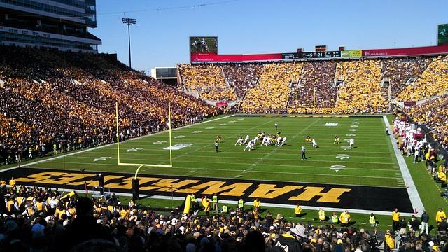 Iowa Football Cracks Early Top 25 Rankings but Faces Questions on Offense USA TODAY Sports puts Iowa football in early top 25, questions offense – Hawkeyes Wire
