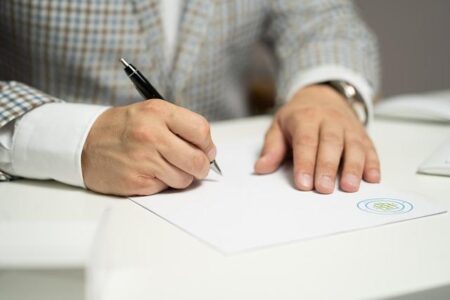 Deportation Dollars: ICE Contracts With More Than 1,000 Businesses Across the U.S. – theappeal.org
