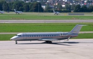 Trump Threatens to Bar Sale of Canadian Bombardier Jets in US – Bloomberg.com
