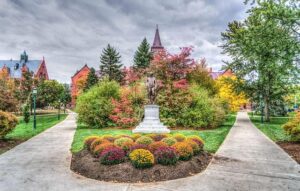 As US small colleges close, towns can struggle. In Vermont, one turned the page. – The Christian Science Monitor