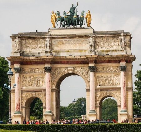 Trump says triumphal arch will also serve as ‘military complex’ with snipers – USA Today